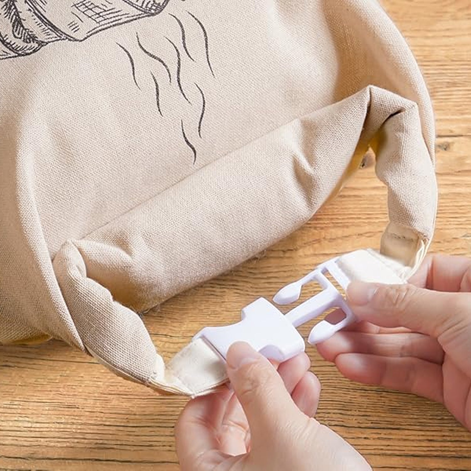 BeeBredix Beeswax Bread Bag – Washable Eco-Friendly Storage, Natural Food Wrap & Freshness Seal