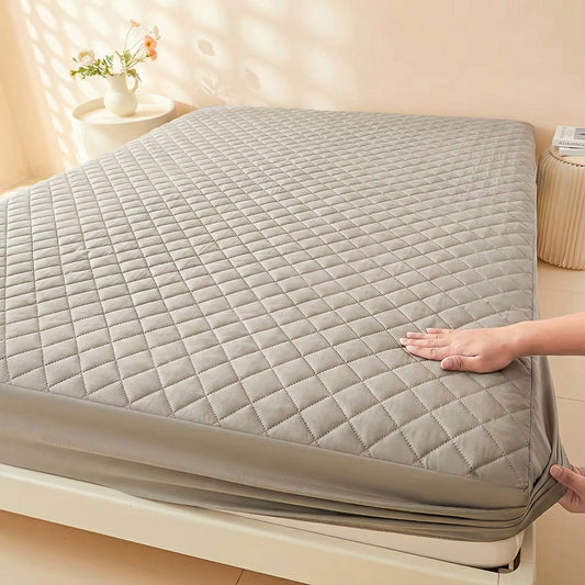 LaxProfi Waterproof Mattress Protector Quilted Breathable Noiseless TPU Barrier